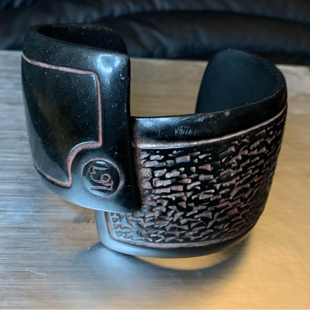 Etched bangle